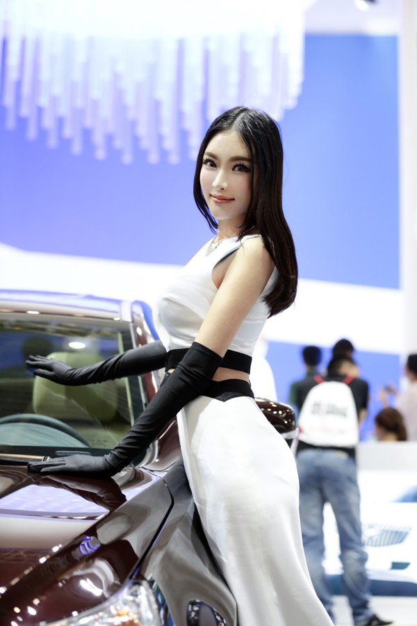 香车美人大比拼  第7张