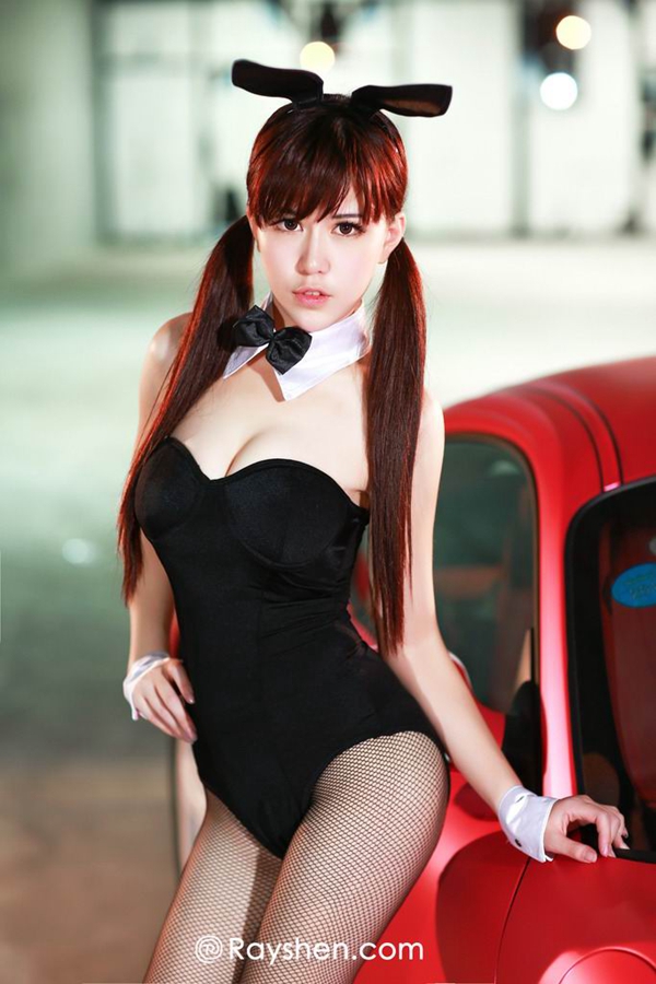 可爱兔女郎车模黄梓洁  第5张