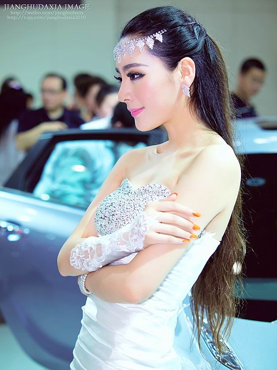 2012车展靓妹  第7张